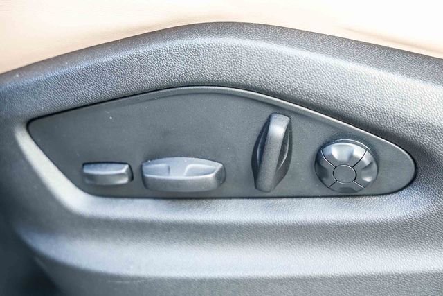 Used 2024 Porsche Cayenne image 22