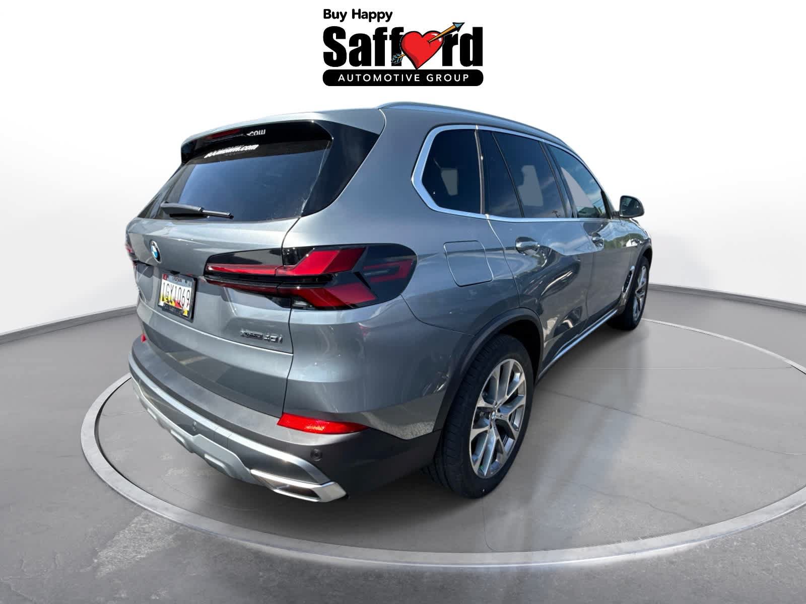 Used 2026 BMW X5 xDrive40i w/ Premium Package AWD/4WD image 3