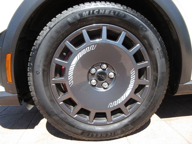 Certified 2025 Ford Mustang Mach-E GT image 8