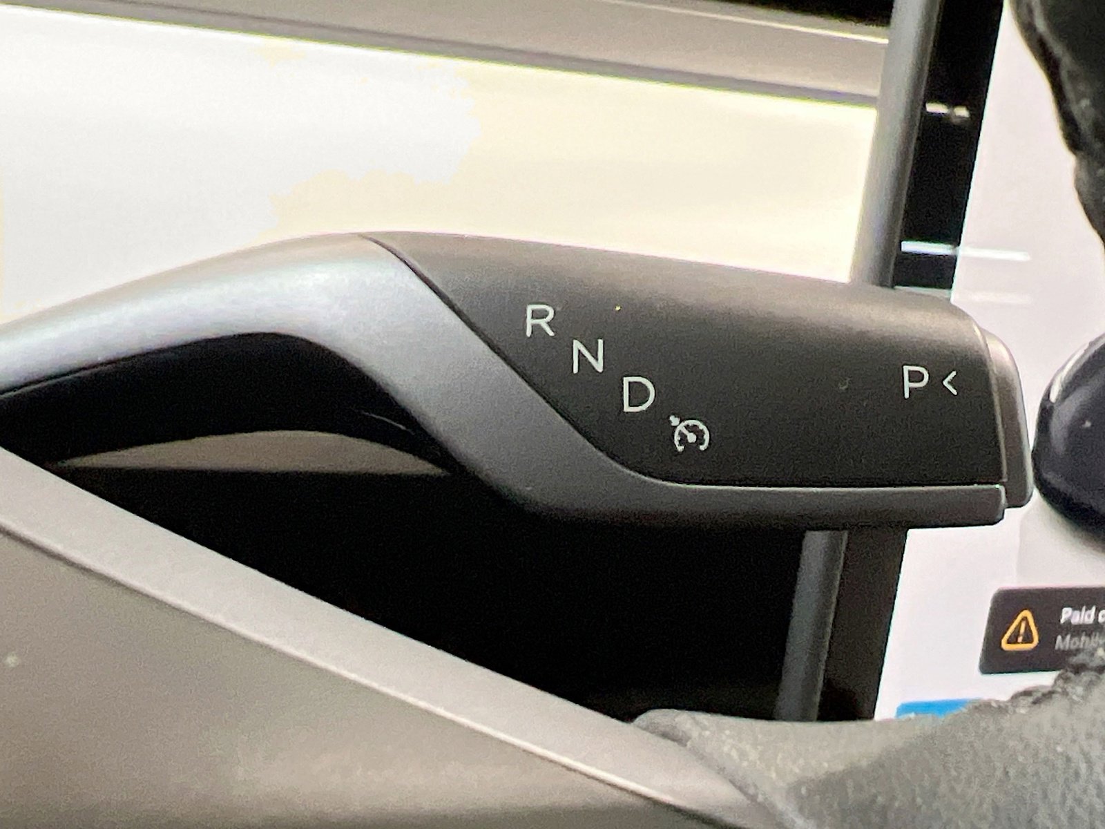 Used 2023 Tesla Model 3 Standard Range image 13