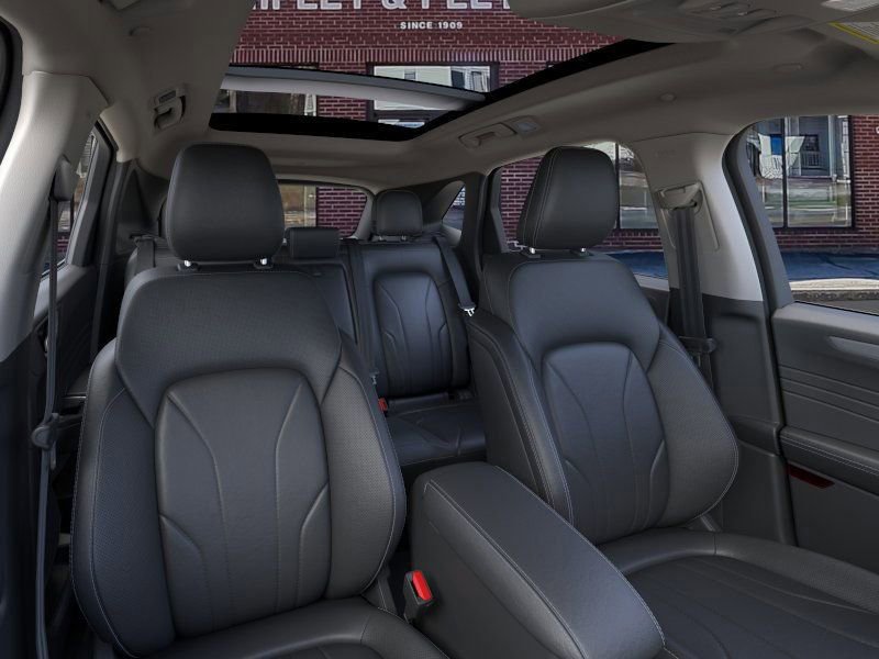 New 2025 Ford Escape SE w/ PHEV Premium Package FWD image 10