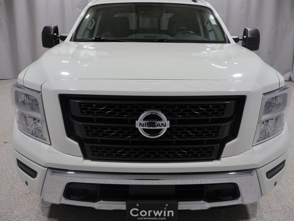 Used 2020 Nissan Titan SV w/ SV Convenience Package AWD/4WD image 7