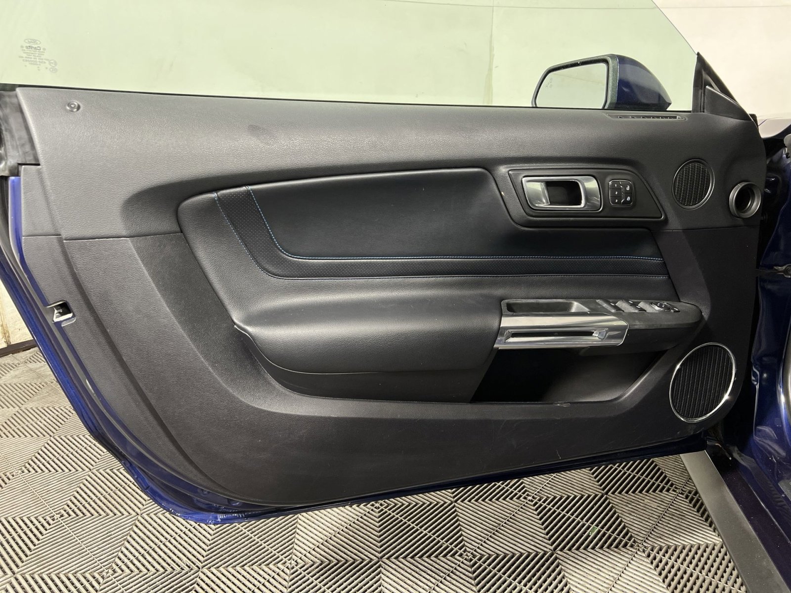 Used 2019 Ford Mustang Premium w/ Equipment Group 201A image 14