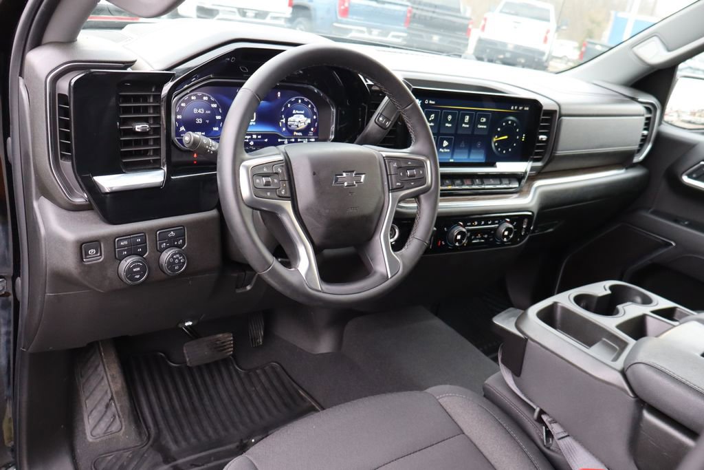 Used 2023 Chevrolet Silverado 1500 RST w/ Z71 Off-Road Package image 5