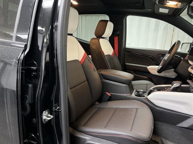 New 2026 GMC Canyon AT4X AWD/4WD image 28