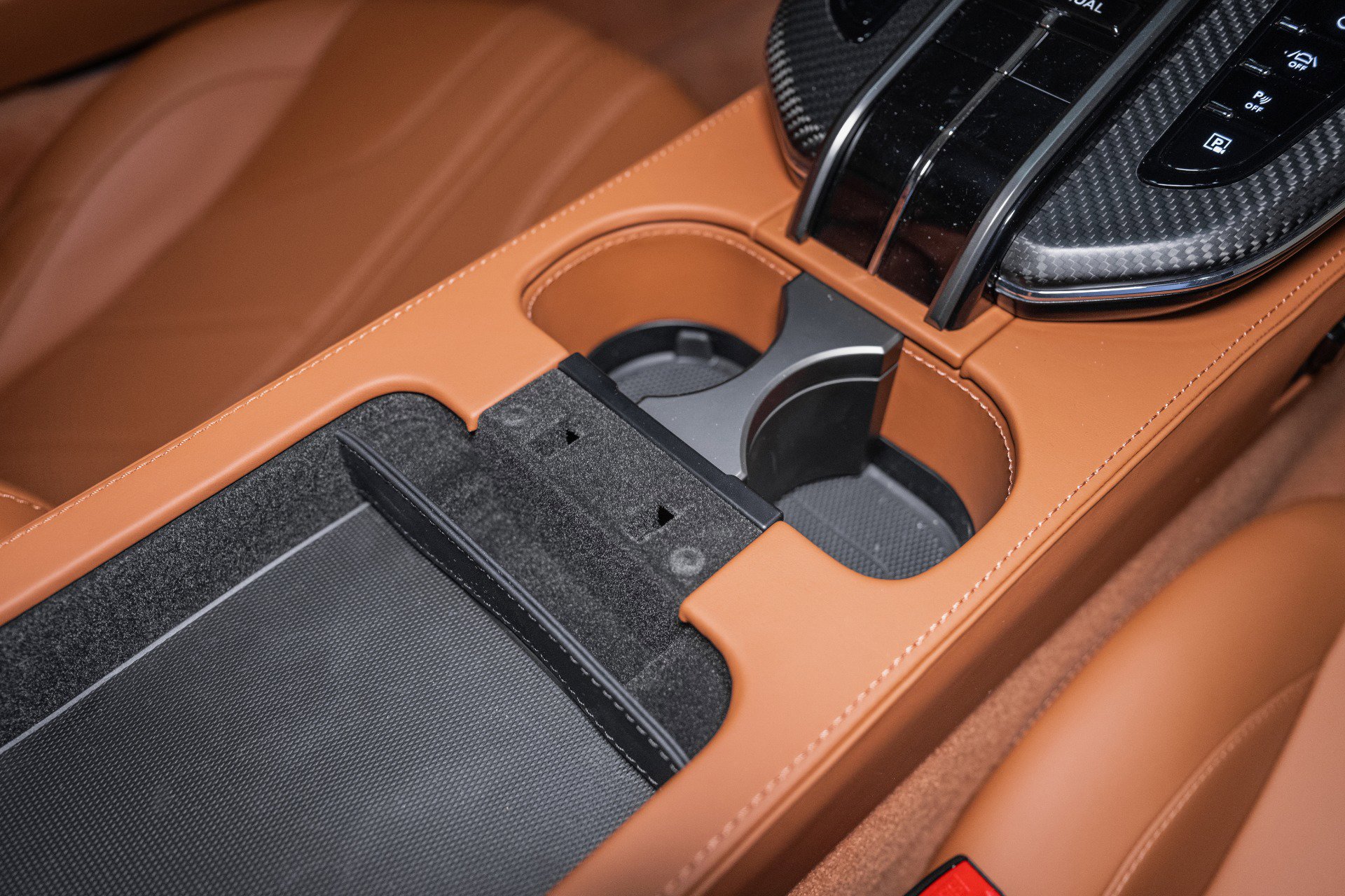 New 2026 Aston Martin V8 Vantage Coupe image 34