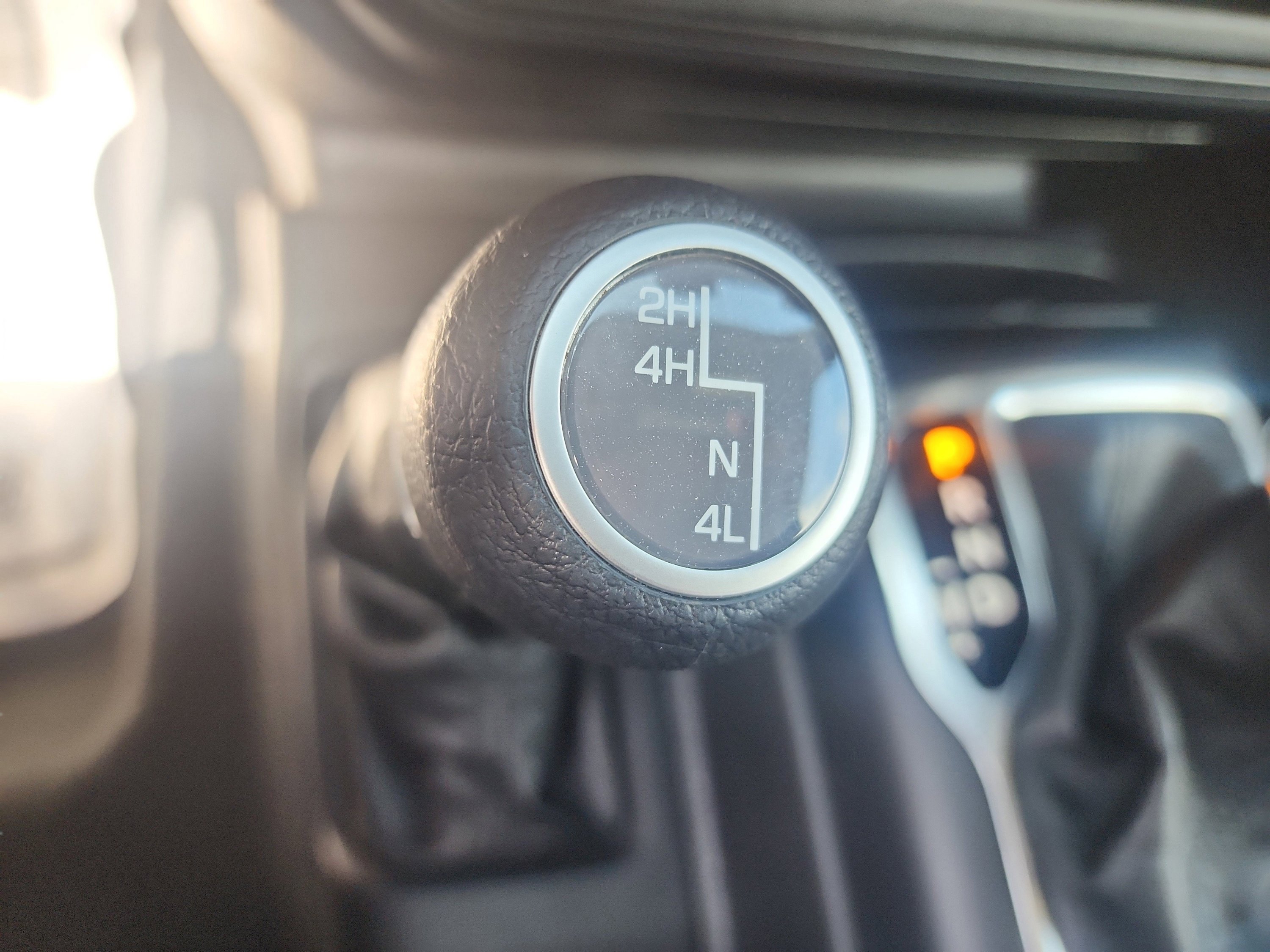 Used 2023 Jeep Gladiator Sport image 18