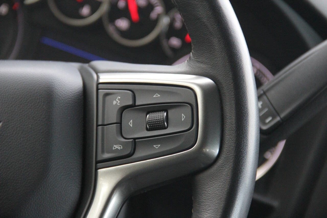 Used 2021 Chevrolet Silverado 1500 LT image 45