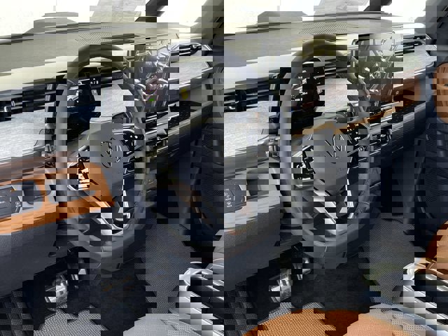 New 2025 Volkswagen ID. Buzz Pro S image 12