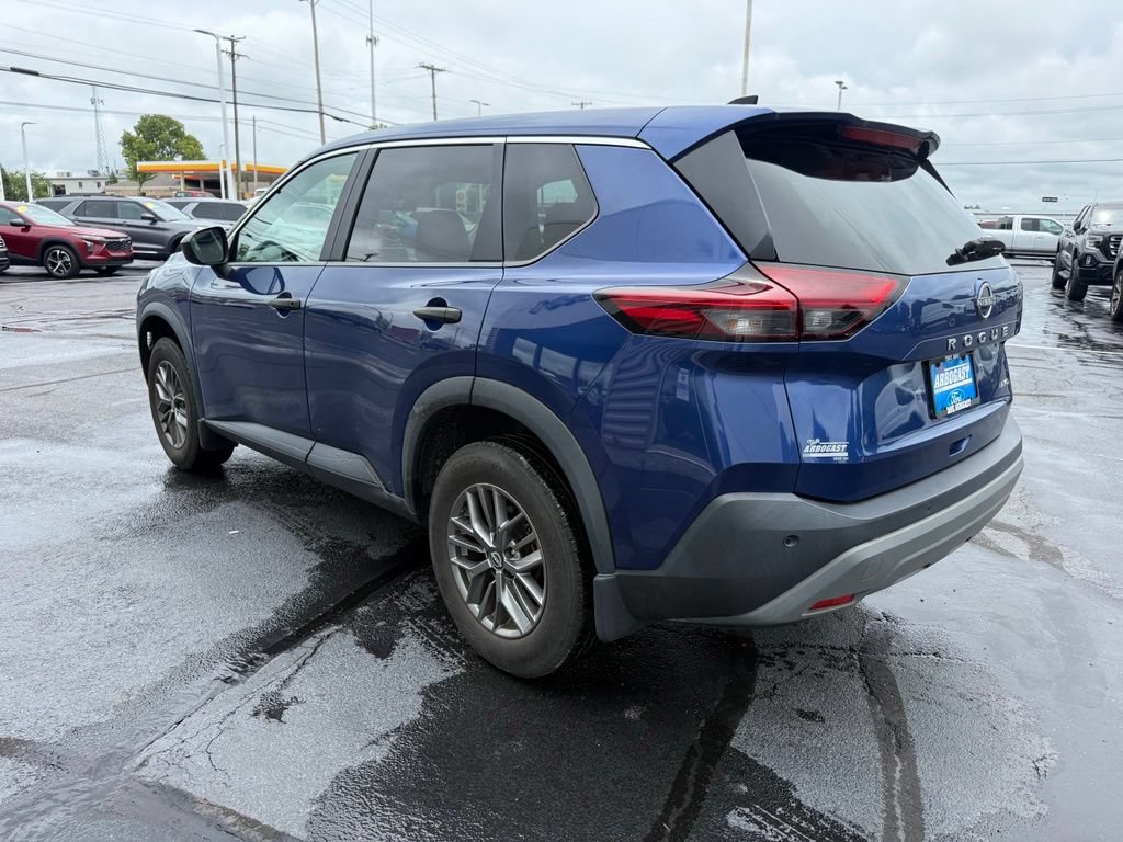 Used 2023 Nissan Rogue S AWD/4WD image 8
