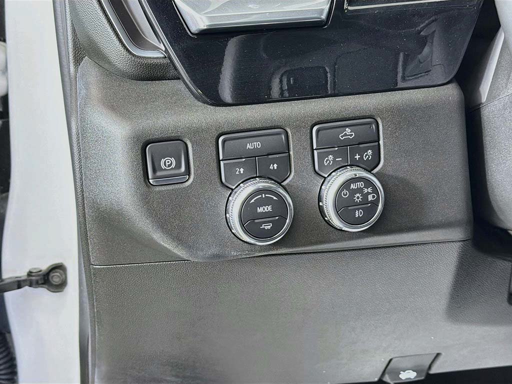 Used 2025 GMC Sierra 1500 Elevation AWD/4WD image 29