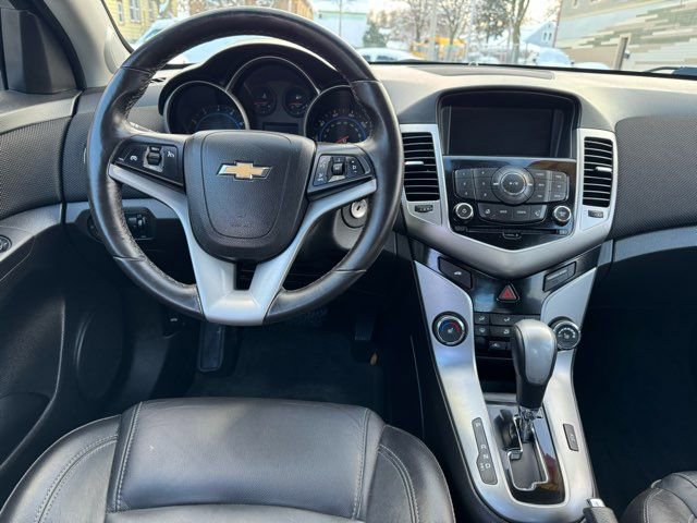 Used 2015 Chevrolet Cruze LT image 17