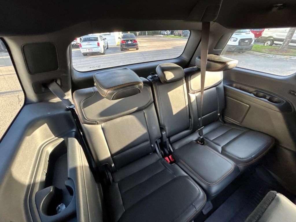 Used 2025 Ford Expedition Tremor AWD/4WD image 32