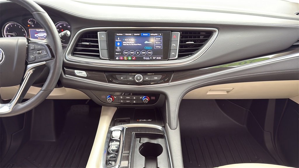 Used 2022 Buick Enclave Essence w/ Experience Buick Package image 20