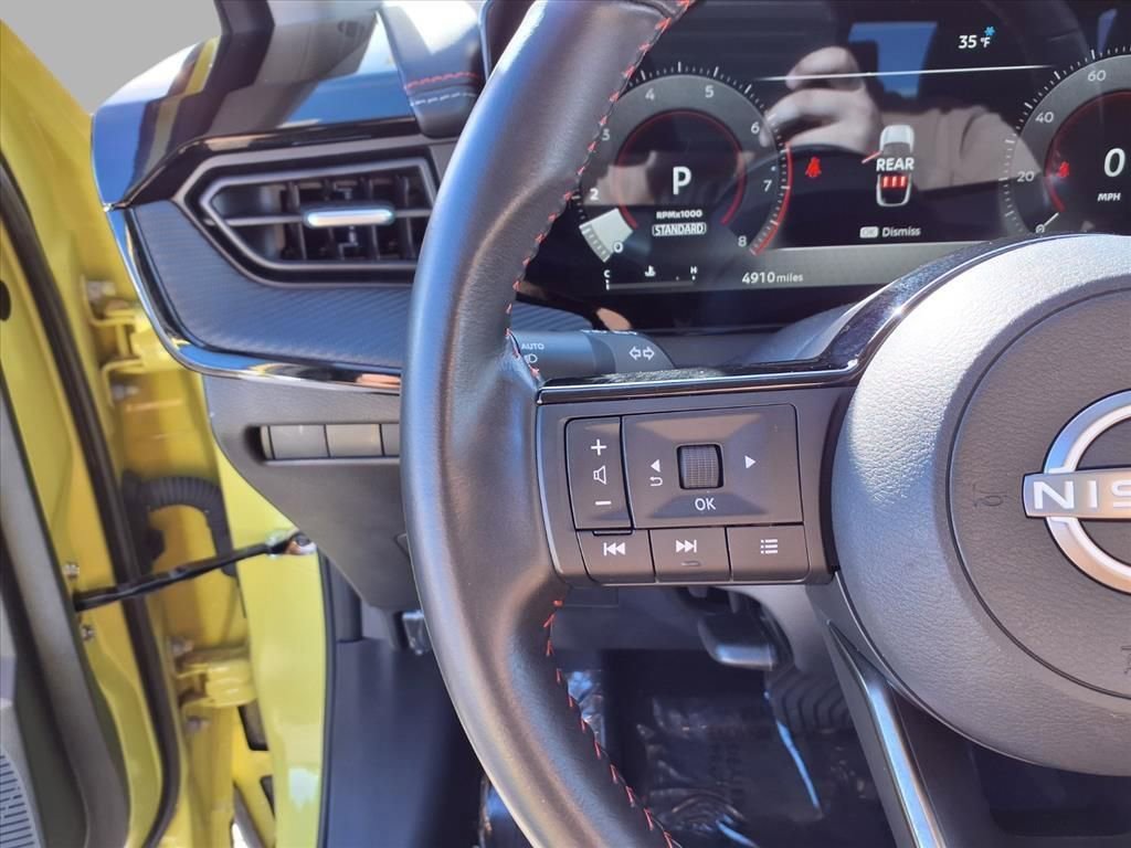 Certified 2025 Nissan Kicks SR image 11
