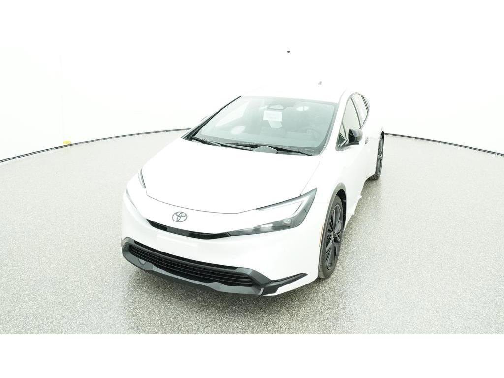 Used 2026 Toyota Prius Plug-In Hybrid FWD image 16