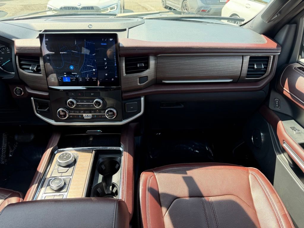 Used 2023 Ford Expedition Limited AWD/4WD image 28