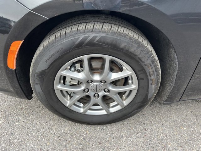 Used 2022 Chrysler Pacifica Touring image 20