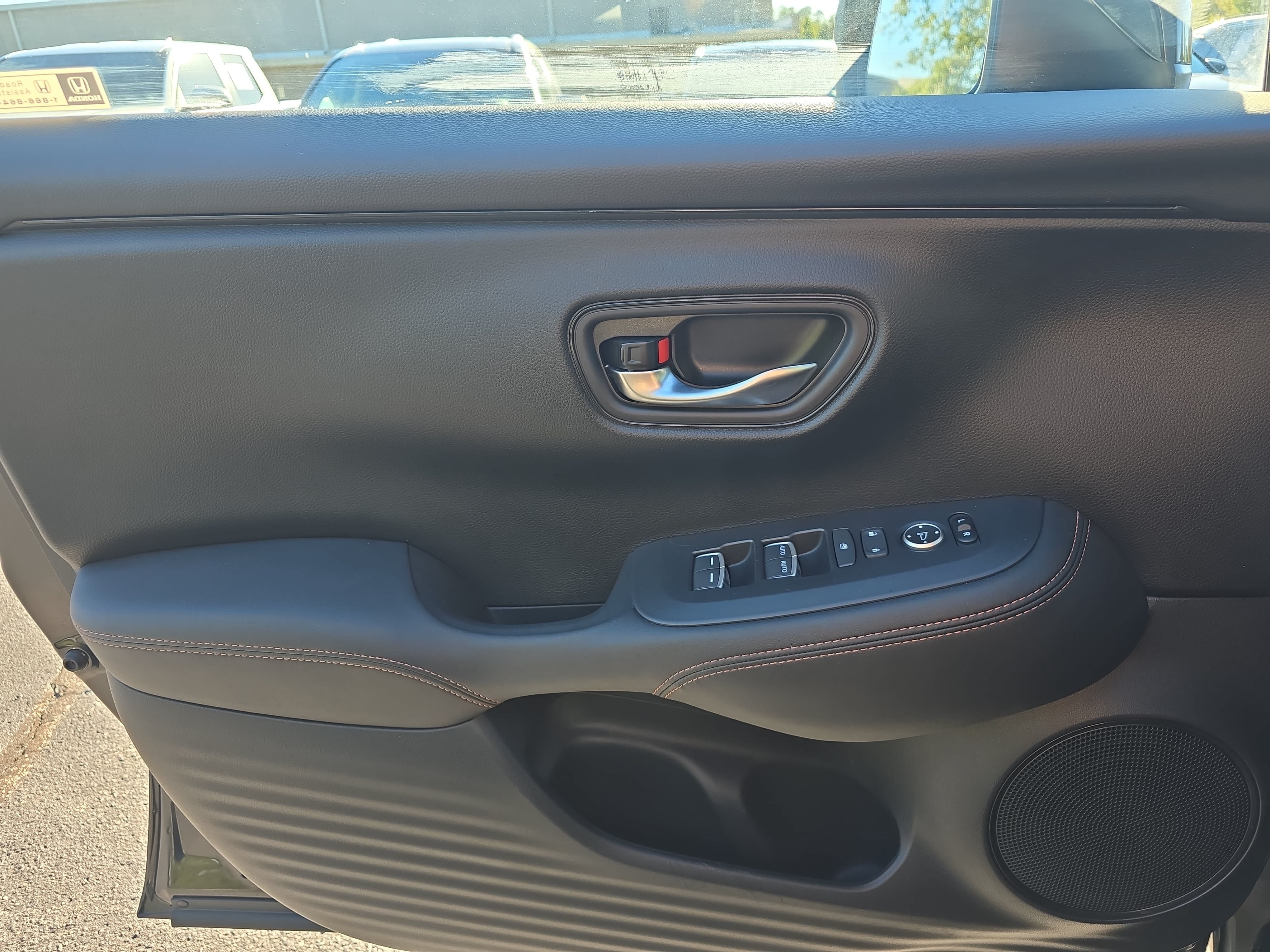Used 2024 Honda HR-V Sport image 25
