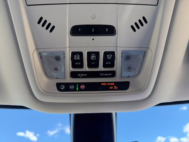 Used 2023 Buick Enclave Avenir w/ Avenir Technology Package AWD/4WD image 21