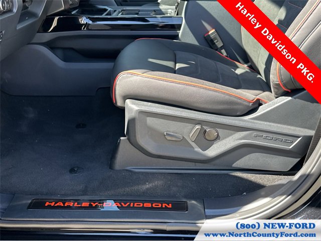 New 2026 Ford F250 Lariat w/ Black Appearance Package image 36