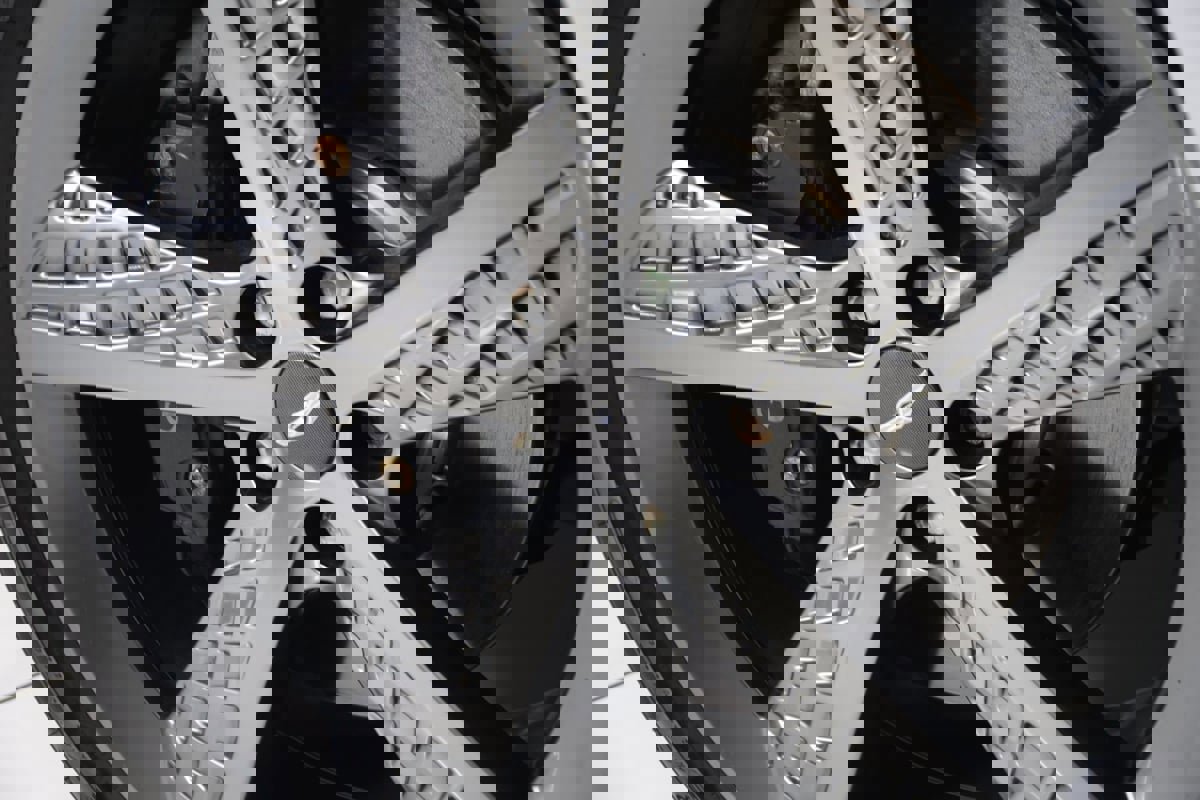 Used 2023 Genesis GV70 2.5T w/ Sport Prestige Package image 18