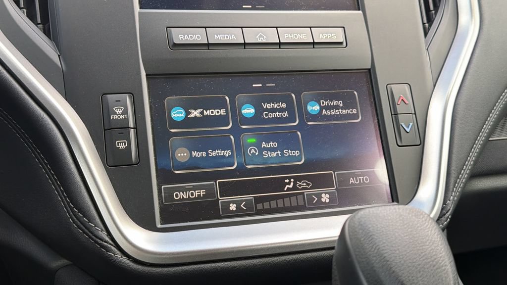 Certified 2025 Subaru Outback AWD/4WD image 14