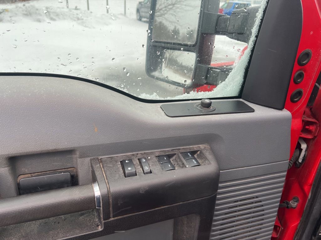 Used 2016 Ford F250 XL w/ Power Equipment Group image 9