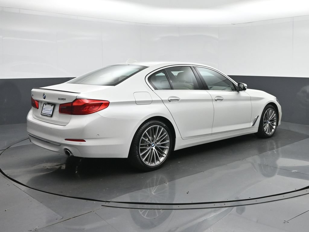 Used 2017 BMW 530i xDrive AWD/4WD image 7