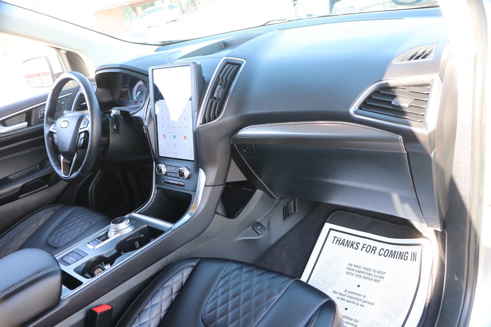 Used 2024 Ford Edge Titanium image 35