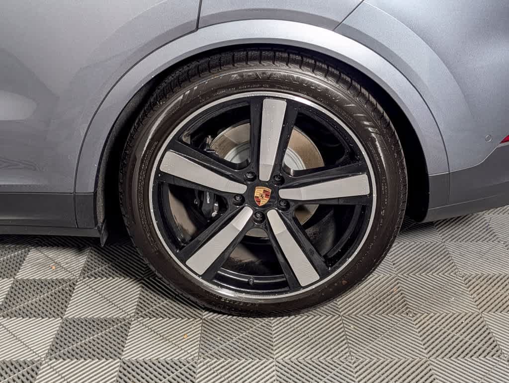 New 2026 Porsche Cayenne S AWD/4WD image 12