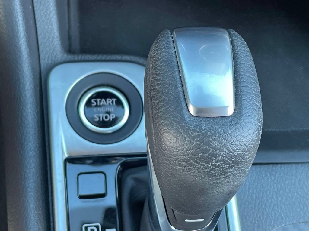 Used 2024 Nissan Sentra SV FWD image 28