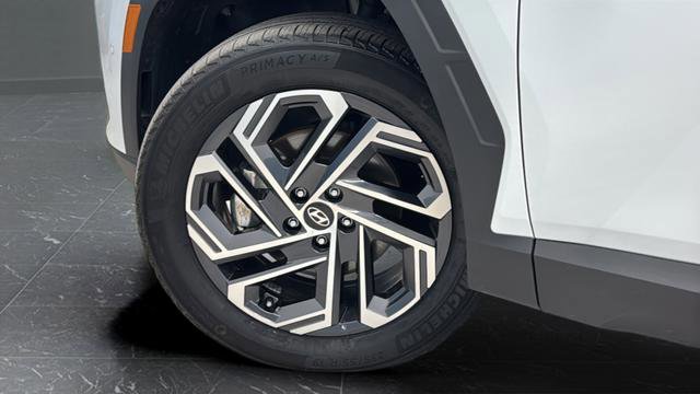 Used 2025 Hyundai Tucson Limited AWD/4WD image 39