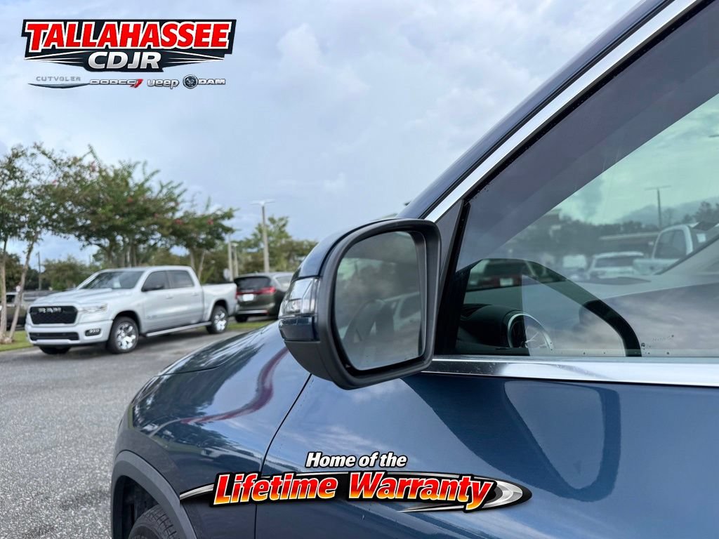 Used 2021 Mercedes-Benz GLA 250 w/ Premium Package image 12