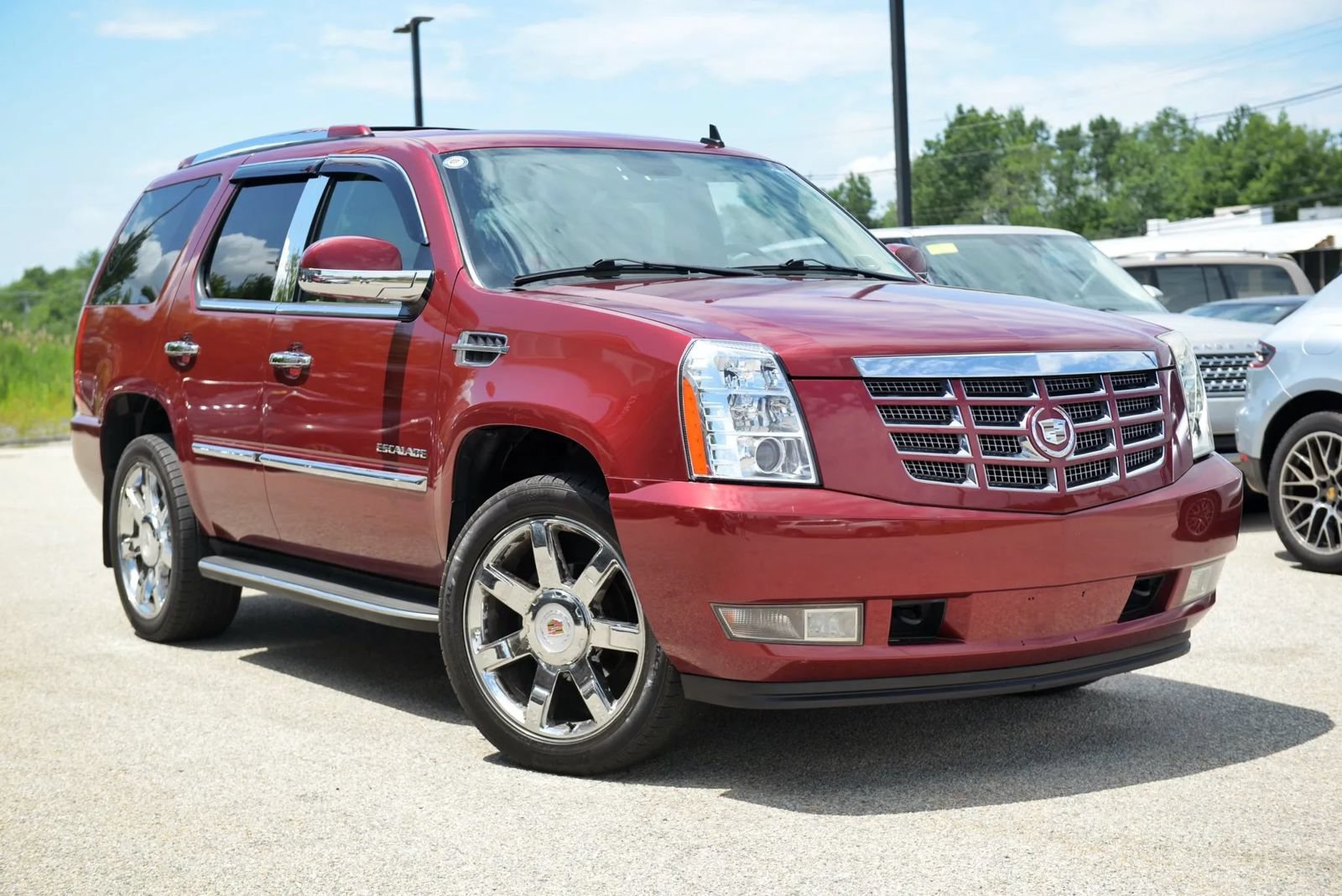 Used 2010 Cadillac Escalade Luxury AWD/4WD image 5