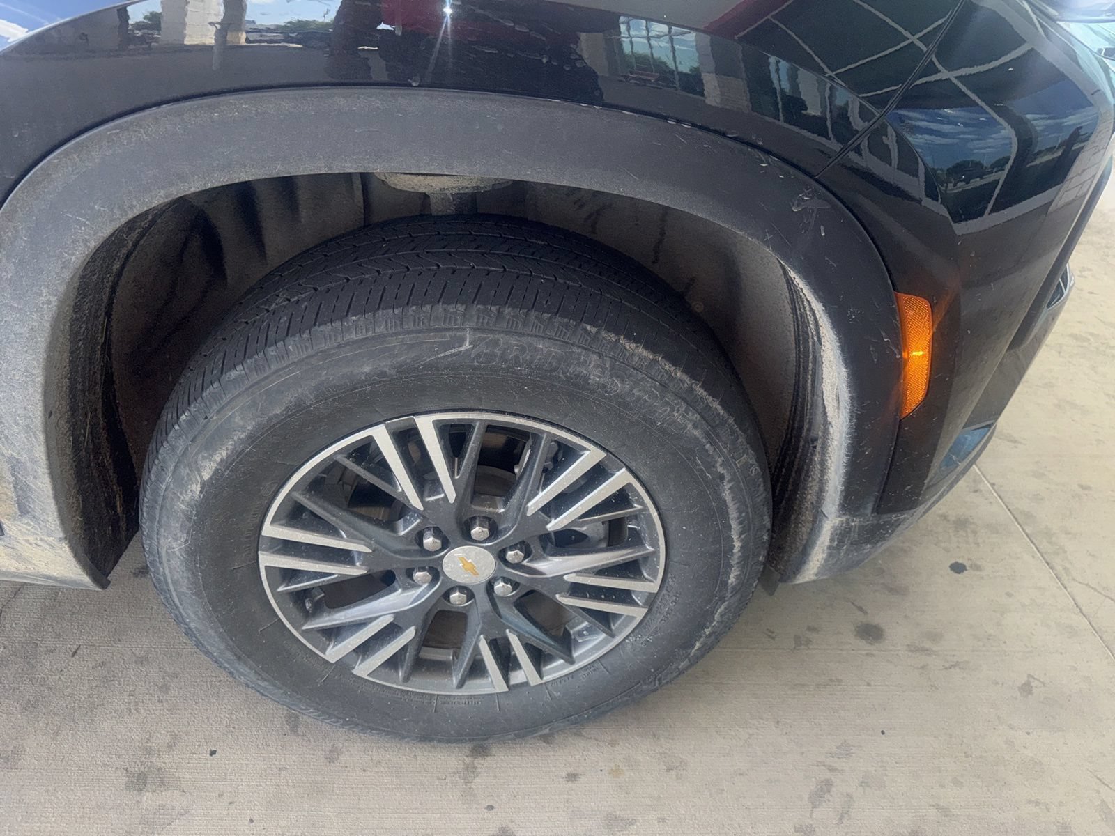 Used 2024 Chevrolet Traverse LS FWD image 19