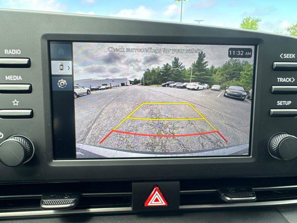New 2026 Hyundai Elantra SEL Sport FWD image 15