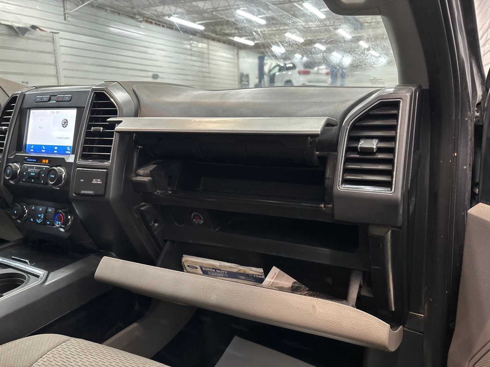 Used 2022 Ford F250 XLT w/ XLT Value Package AWD/4WD image 31