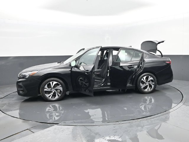 Used 2025 Subaru Legacy Premium AWD/4WD image 30