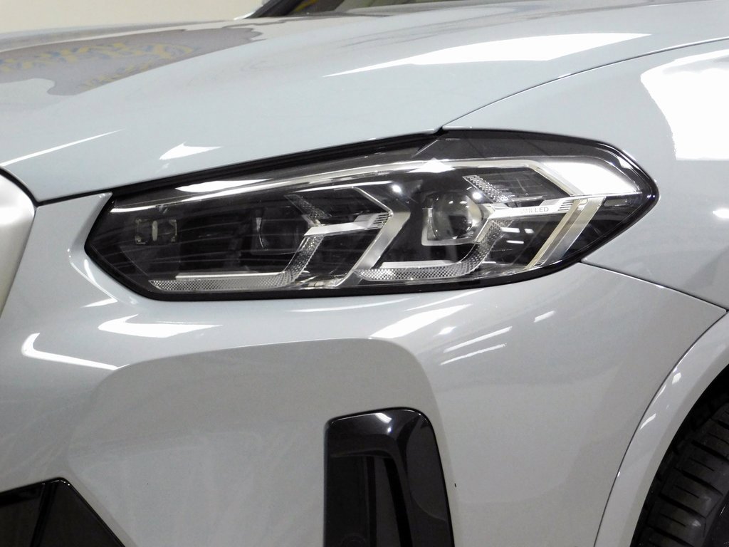 Used 2023 BMW X4 xDrive30i image 14