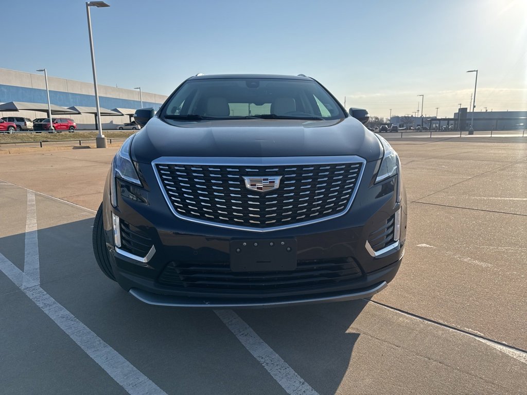 Certified 2022 Cadillac XT5 Premium Luxury w/ Technology Package image 6