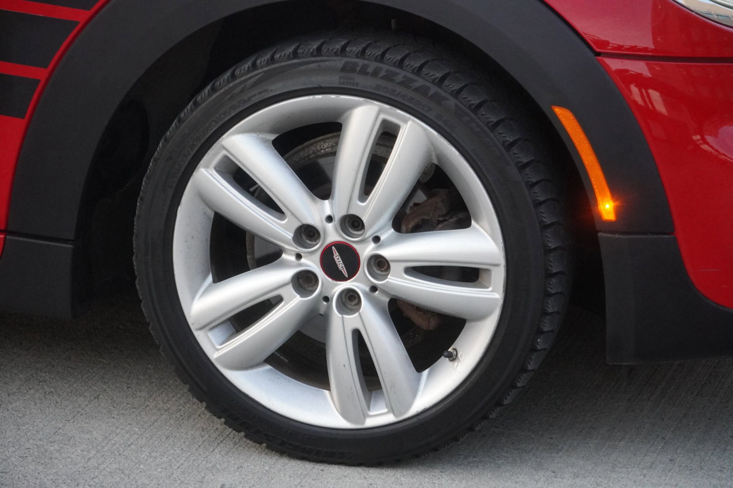 Used 2015 MINI Cooper 2-Door Hardtop image 13