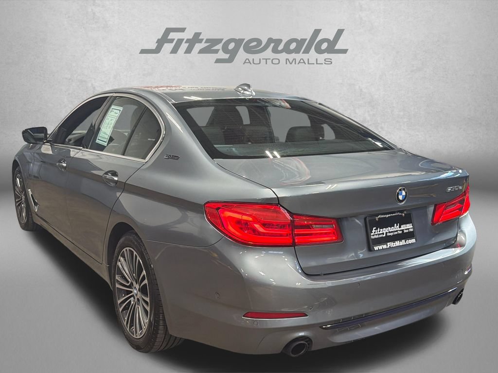 Used 2019 BMW 530e xDrive w/ Premium Package AWD/4WD image 8