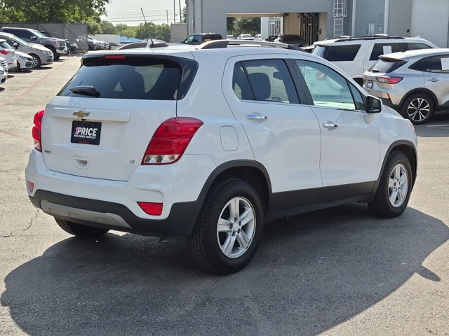 Used 2020 Chevrolet Trax LT w/ LT Convenience Package FWD image 5