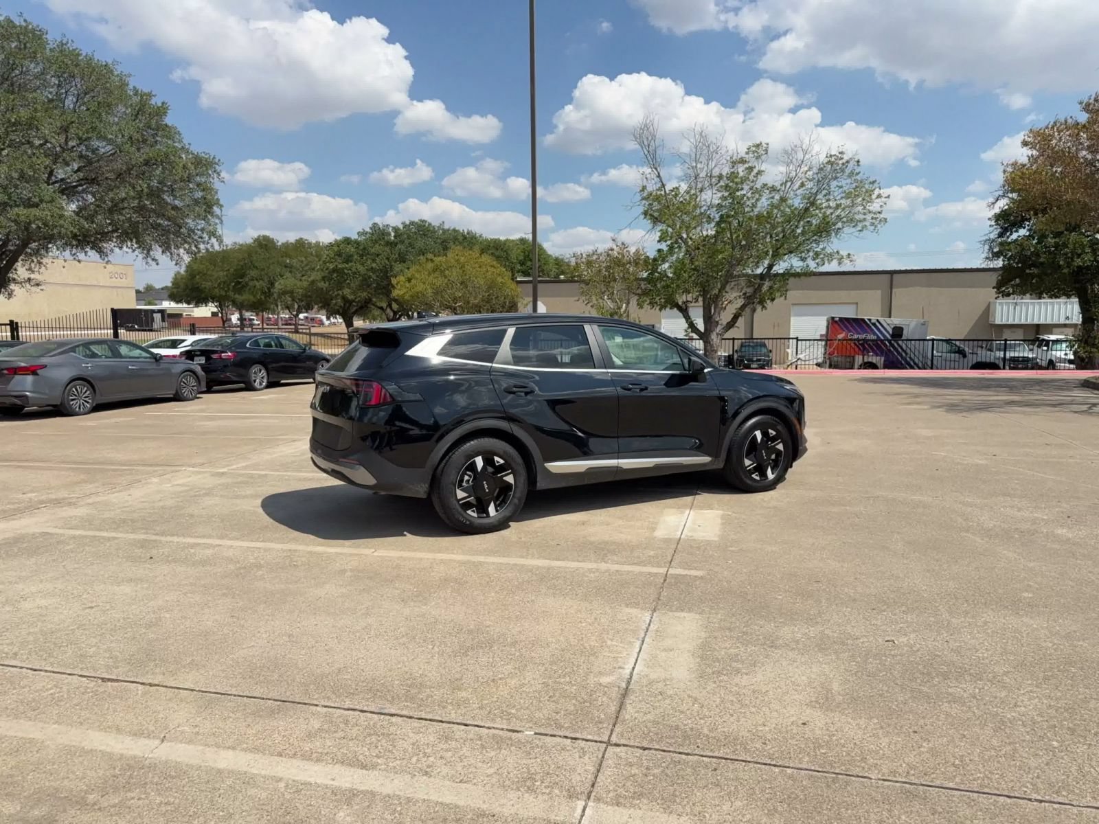 Used 2026 Kia Sportage LX FWD image 14