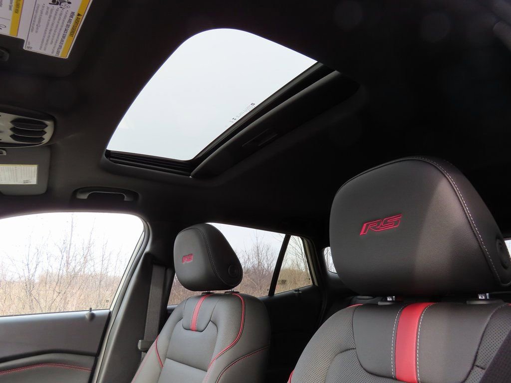 New 2026 Chevrolet Trax RS w/ Sunroof Package image 7