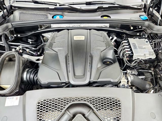 Used 2020 Porsche Macan S image 34