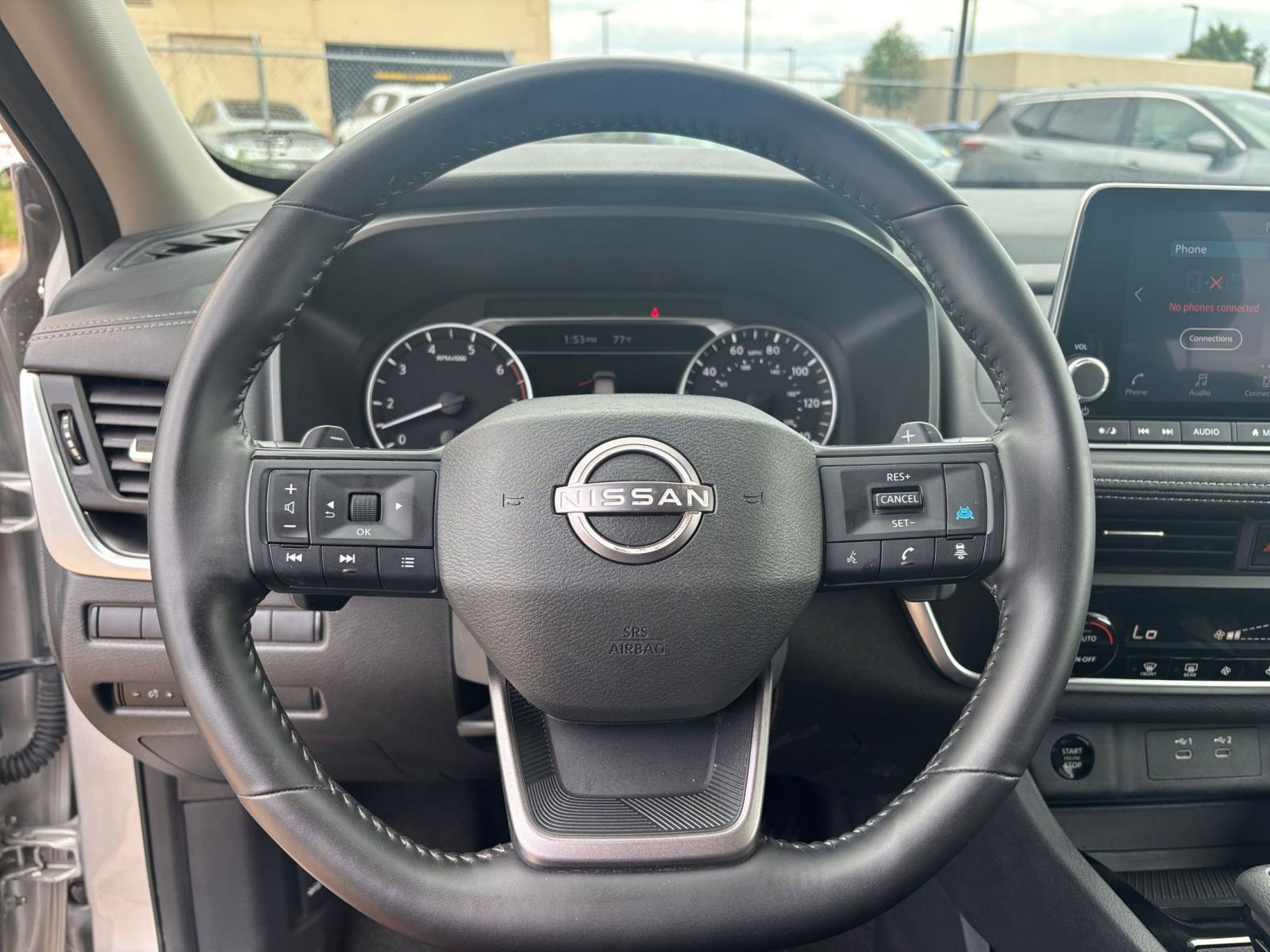 Used 2025 Nissan Rogue SV FWD image 28