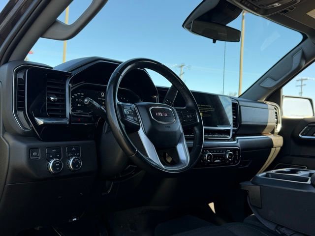 Used 2023 GMC Sierra 1500 SLE image 14