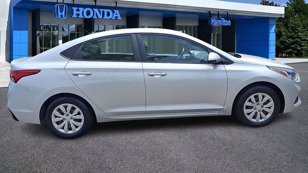 Used 2019 Hyundai Accent SE FWD image 9